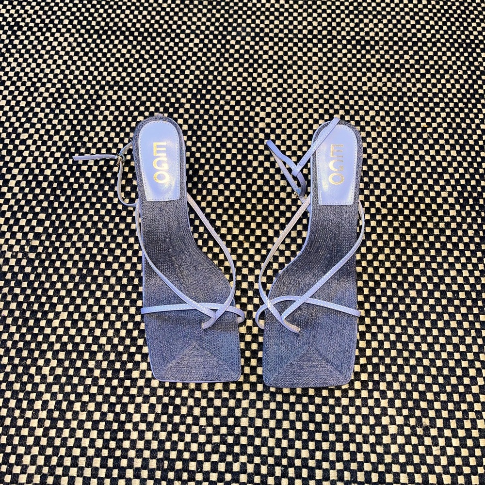 COPY - NWOT BOTTEGA inspired barely there heel.